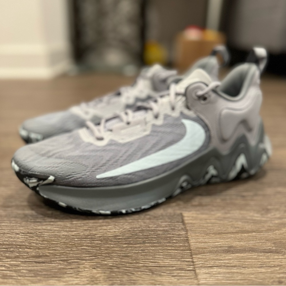 Nike Giannis Immortality 2 sz 11 - Picture 3 of 4